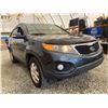 Image 8 : PARKSVILLE - 2011 KIA SORENTO BLUE 237272 KMS - D021160