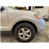 Image 25 : PARKSVILLE - 2009 HYUNDAI SANTA FE GREY 308884 KMS - D252455