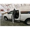 Image 44 : PARKSVILLE - 2020 RAM 1500, WHITE, 160371 KMS, 4X4. - D259358