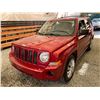 Image 3 : PARKSVILLE - 2008 JEEP PATRIOT RED 209594 KMS - B538076