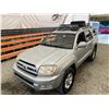 Image 4 : PARKSVILLE - 2004 TOYOTA 4RUNNER GRAY 377609 KMS - D034632