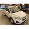 Image 10 : PARKSVILLE - 2014 CHEVROLET TRAX WHITE 148556 KMS - B161422