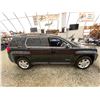 Image 12 : PARKSVILLE - 2011 GMC TERRAIN BLACK 210903 KMS - B265082