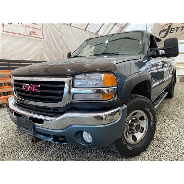PARKSVILLE - 2006 GMC SIERRA GREY 248716 KMS - D225977