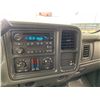 Image 52 : PARKSVILLE - 2006 GMC SIERRA GREY 248716 KMS - D225977