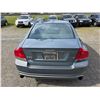 Image 12 : DUNCAN - 2004 VOLVO S60 GREEN 190425 KMS - P393881