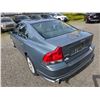 Image 14 : DUNCAN - 2004 VOLVO S60 GREEN 190425 KMS - P393881
