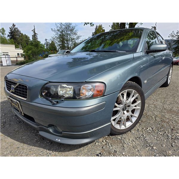 DUNCAN - 2004 VOLVO S60 GREEN 190425 KMS - P393881
