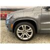 Image 31 : PARKSVILLE - 2012 VOLKSWAGEN TIGUAN GRAY 113326 KMS - D092435