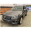 Image 3 : PARKSVILLE - 2012 VOLKSWAGEN TIGUAN GRAY 113326 KMS - D092435