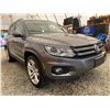 Image 8 : PARKSVILLE - 2012 VOLKSWAGEN TIGUAN GRAY 113326 KMS - D092435