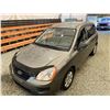 Image 4 : PARKSVILLE - 2009 KIA RONDO GREY 135050 KMS - D265790