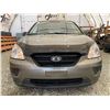 Image 5 : PARKSVILLE - 2009 KIA RONDO GREY 135050 KMS - D265790