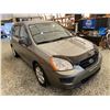 Image 9 : PARKSVILLE - 2009 KIA RONDO GREY 135050 KMS - D265790
