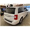 Image 15 : PARKSVILLE - 2014 CHRYSLER TOWN AND COUNTRY WHITE 236529 KMS "NO RESERVE" - D231156