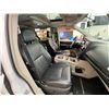 Image 39 : PARKSVILLE - 2014 CHRYSLER TOWN AND COUNTRY WHITE 236529 KMS "NO RESERVE" - D231156
