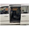 Image 45 : PARKSVILLE - 2014 CHRYSLER TOWN AND COUNTRY WHITE 236529 KMS "NO RESERVE" - D231156