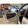 Image 49 : PARKSVILLE - 2014 CHRYSLER TOWN AND COUNTRY WHITE 236529 KMS "NO RESERVE" - D231156