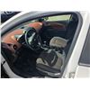 Image 33 : DUNCAN - 2015 CHEVROLET SONIC WHITE 115802 KMS - D192860