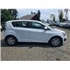 Image 7 : DUNCAN - 2015 CHEVROLET SONIC WHITE 115802 KMS - D192860