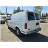 Image 13 : DUNCAN - 2000 GMC SAFARI WHITE  KMS - D530910