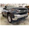 Image 8 : PARKSVILLE - 2020 CHEVROLET SILVERADO GREY 174171 KMS - D352893