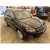Image 10 : PARKSVILLE - 2012 VOLKSWAGEN TIGUAN BLACK 215502 KMS - J562813