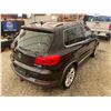 Image 16 : PARKSVILLE - 2012 VOLKSWAGEN TIGUAN BLACK 215502 KMS - J562813