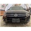 Image 5 : PARKSVILLE - 2012 VOLKSWAGEN TIGUAN BLACK 215502 KMS - J562813