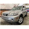Image 1 : PARKSVILLE - 2005 NISSAN X-TRAIL GRAY 233352 KMS - B112603