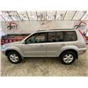 Image 23 : PARKSVILLE - 2005 NISSAN X-TRAIL GRAY 233352 KMS - B112603