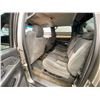 Image 46 : PARKSVILLE - 2003 CHEVROLET AVALANCHE GREY 266165 KMS - D122144