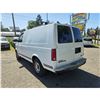 Image 13 : DUNCAN - 2000 GMC SAFARI WHITE 260,531KMS - D530910