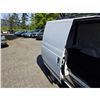 Image 27 : DUNCAN - 2000 GMC SAFARI WHITE 260,531KMS - D530910