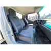 Image 25 : PARKSVILLE - 2015 ISUZU NPR/NPR-HD WHITE 281529 KMS "NO RESERVE / REPO UNIT" - D803586
