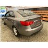 Image 21 : PARKSVILLE - 2012 KIA FORTE GREY 181198 KMS - B517237