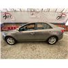 Image 23 : PARKSVILLE - 2012 KIA FORTE GREY 181198 KMS - B517237