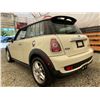 Image 20 : PARKSVILLE - 2010 MINI COOPER CREAN 121552 KMS - BZ70736