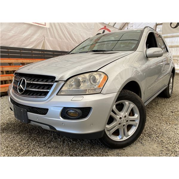 PARKSVILLE - 2008 MERCEDES-BENZ M-CLASS GRAY 274957 KMS - B422030