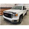 Image 3 : PARKSVILLE - 2014 GMC SIERRA WHITE 254000 KMS - B355316