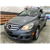 Image 2 : PARKSVILLE - 2010 MERCEDES-BENZ B200 GREY 137833 KMS - J509223