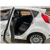 Image 45 : PARKSVILLE - 2014 FORD FIESTA WHITE 130049 KMS - B113145B