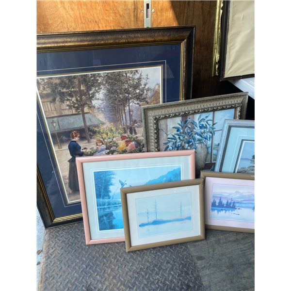 409 -- MIXED LOT OF PRINTS