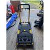 Image 1 : 413 -- STANLEY FOLDING HAND TRUCK