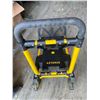 Image 3 : 413 -- STANLEY FOLDING HAND TRUCK
