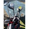 Image 3 : 419 -- RED GOLF BAG