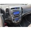 Image 36 : DUNCAN - 2012 HYUNDAI SANTA FE SILVER  220648 KMS - J131042