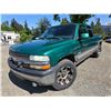 Image 1 : DUNCAN - 2000 CHEVROLET SILVERADO GREEN "NO RESERVE" 387226 KMS - D109434