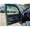 Image 32 : DUNCAN - 2000 CHEVROLET SILVERADO GREEN "NO RESERVE" 387226 KMS - D109434