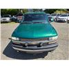 Image 4 : DUNCAN - 2000 CHEVROLET SILVERADO GREEN "NO RESERVE" 387226 KMS - D109434